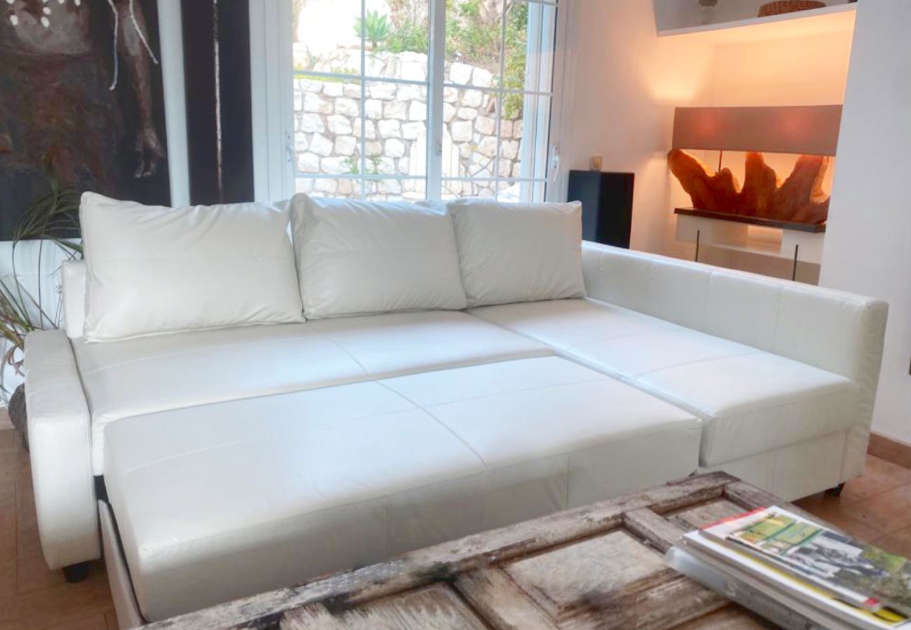Sofa de cama en salon
