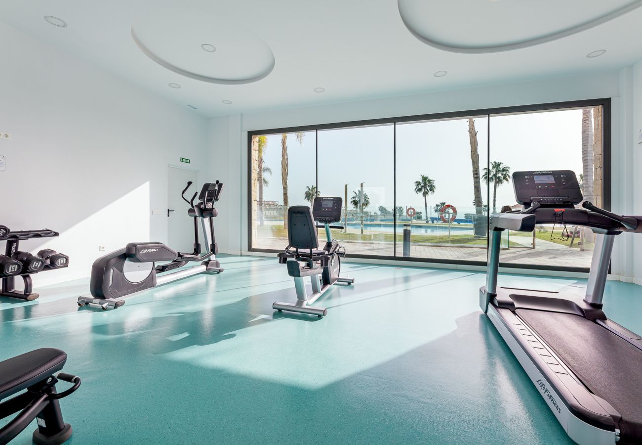 Apartamento en Mijas Costa -  auto_awesome Did you mean: Santa Barbara Heights luxury apartment overlooking the pool! 61 / 5,000 ¡Apartamento de lujo en Santa Barbara Heights con vista a las piscinas!