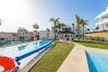 Apartamento en Mijas Costa - Santa Barbara Heights – Lujoso Apartamento con Terraza y Vistas a la Piscina - por Mediterra Rentals