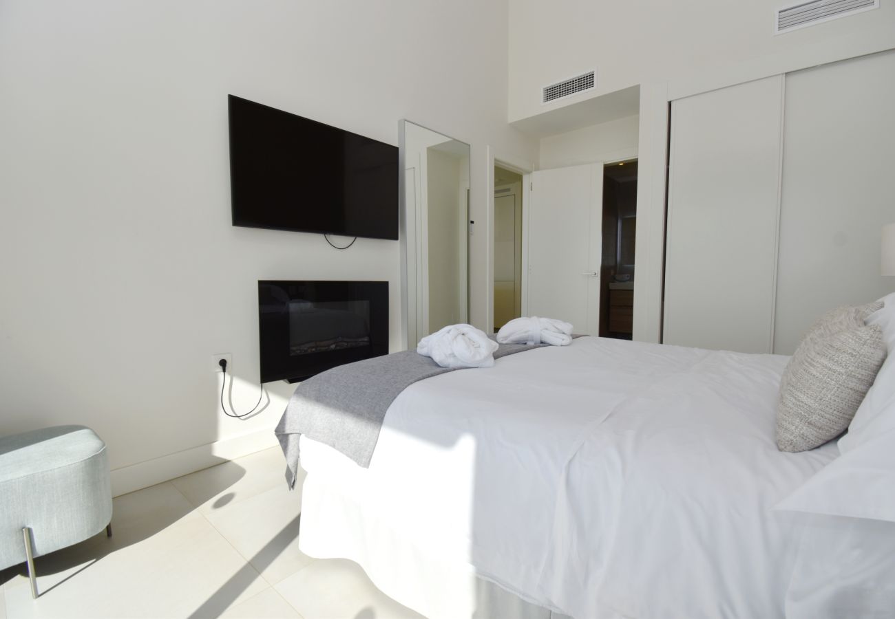 Apartamento en Mijas Costa - Apartamento en planta alta | Vistas al mar y piscina preciosas