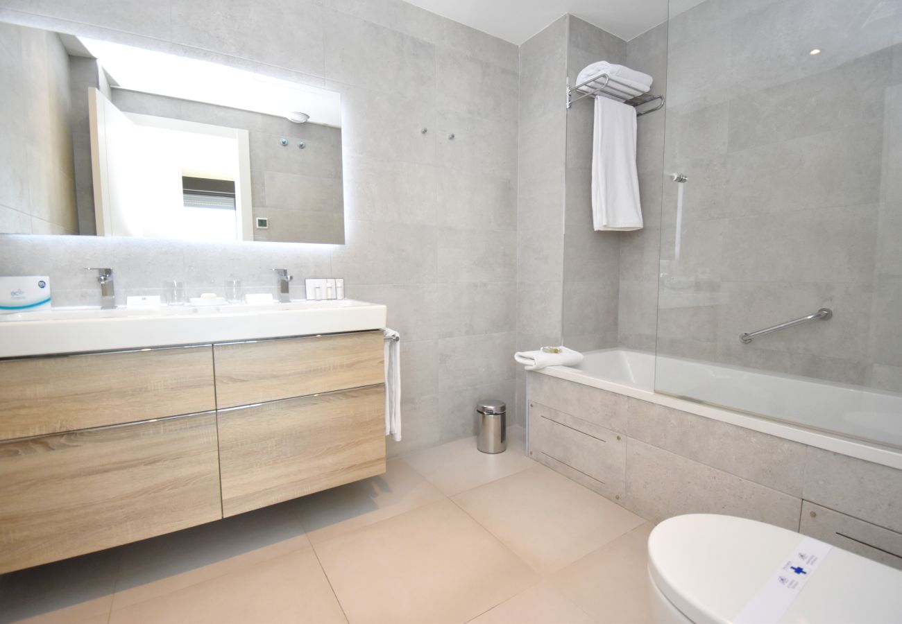 Apartamento en Mijas Costa - Apartamento en planta alta | Vistas al mar y piscina preciosas