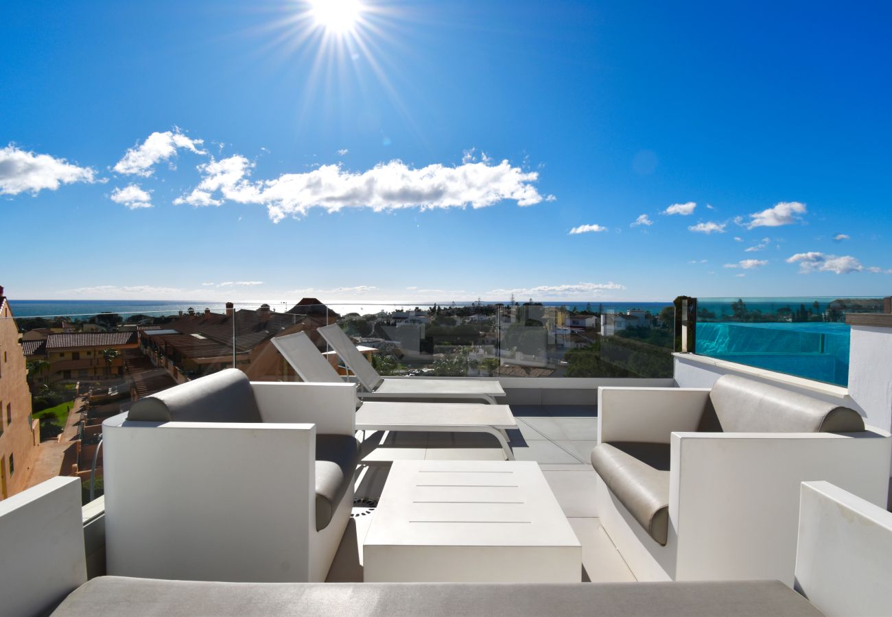Apartamento en Mijas Costa - Apartamento en planta alta | Vistas al mar y piscina preciosas