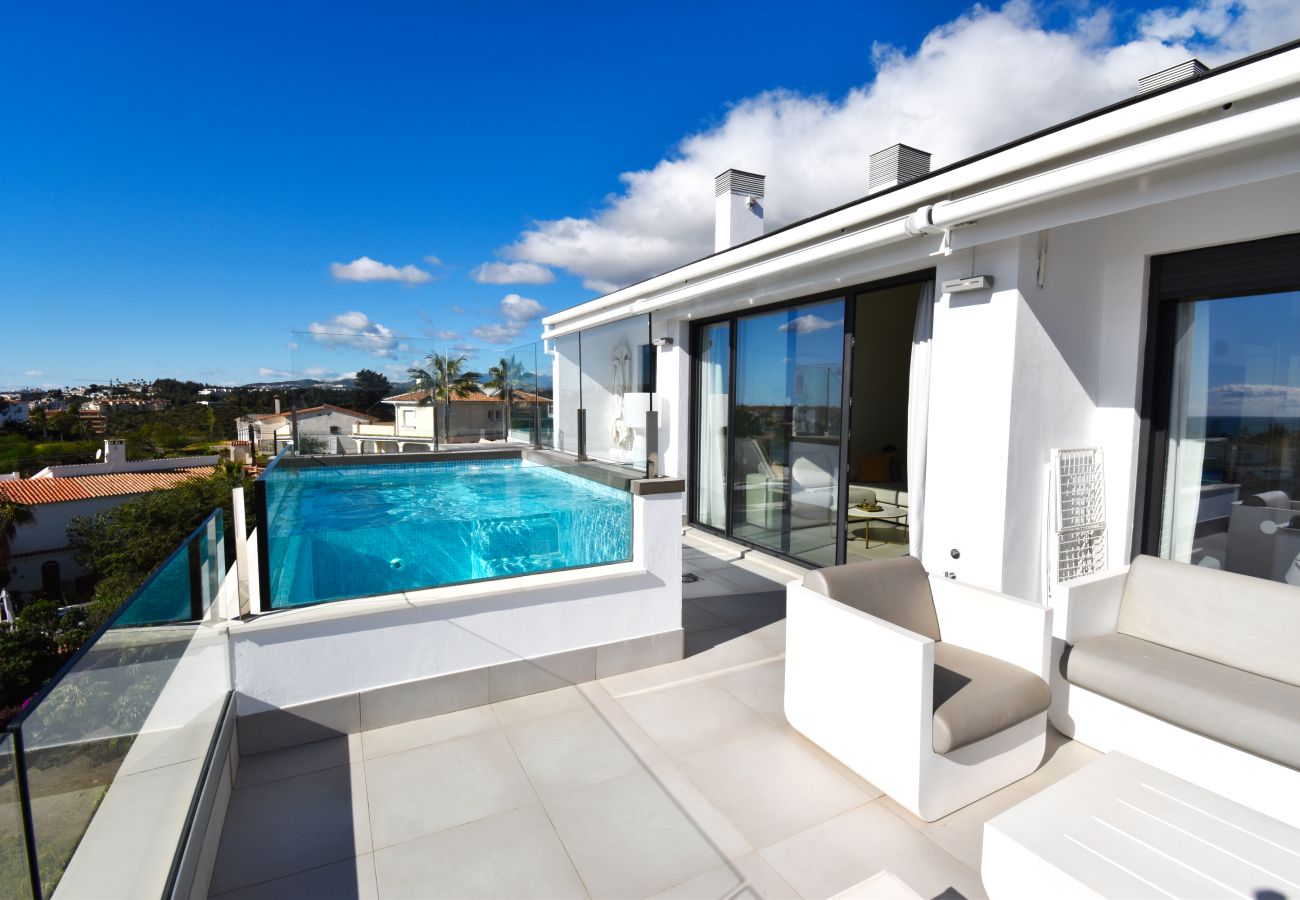 Apartamento en Mijas Costa - Apartamento en planta alta | Vistas al mar y piscina preciosas