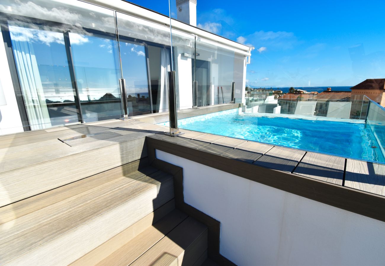 Apartamento en Mijas Costa - Apartamento en planta alta | Vistas al mar y piscina preciosas