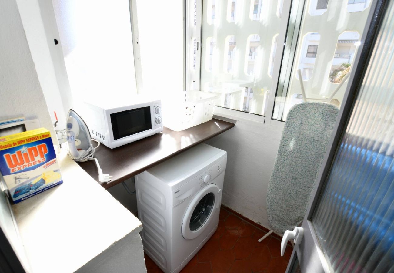 laundry room holiday