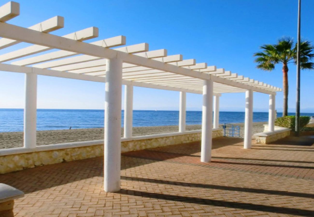 sea-beach-holiday