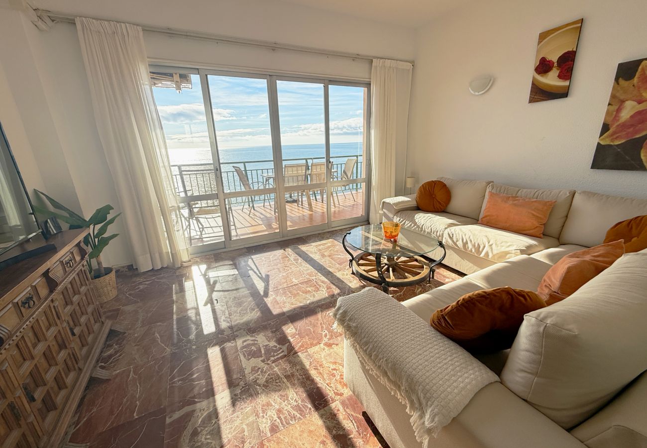Lounge property management