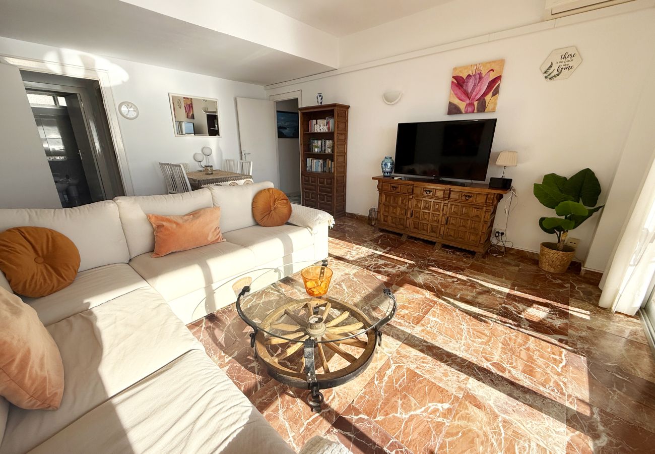 Lounge property management