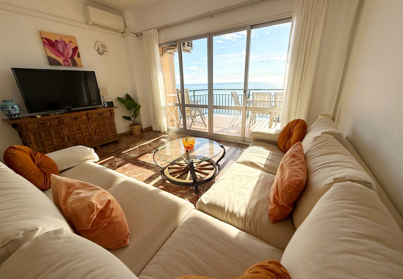 Lounge property management