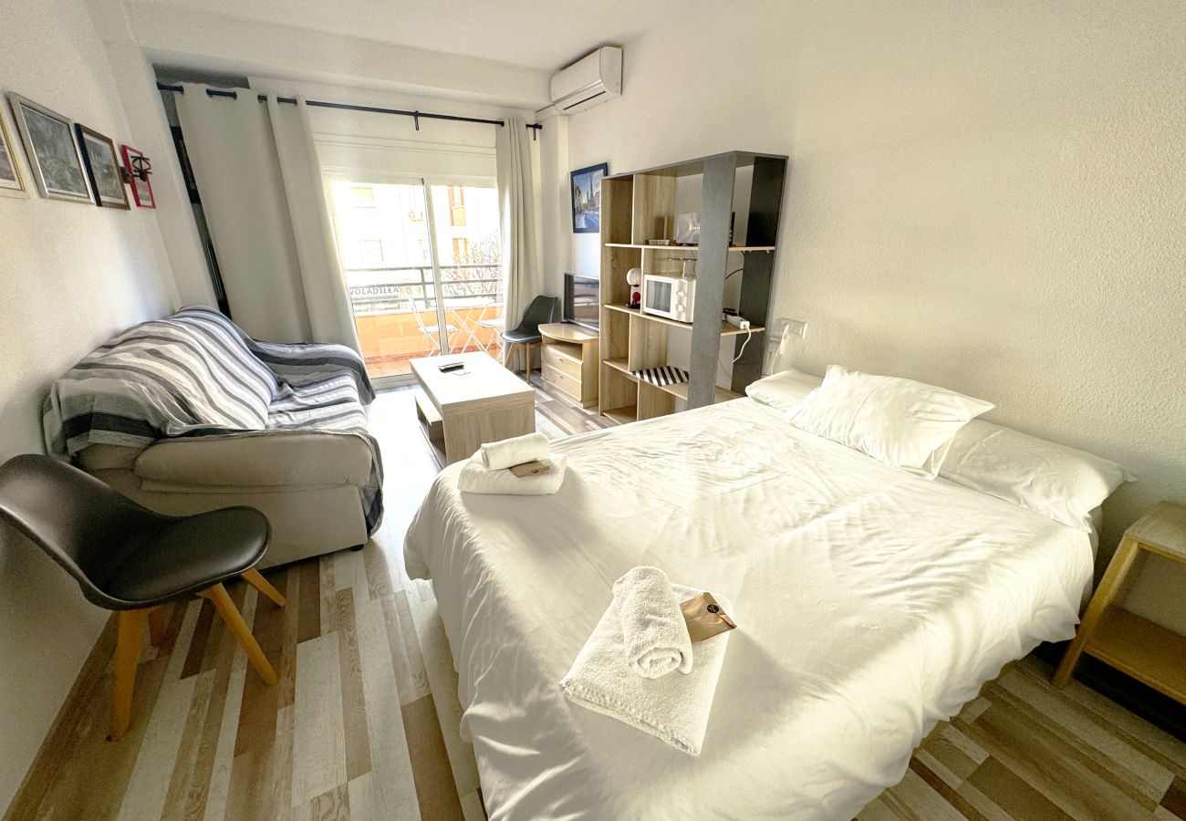 Lounge property management