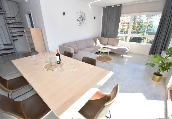 Apartment in Mijas Costa - 3 Bed Penthouse Duplex – Frontline Golf & Sea Views - by Mediterra Rentals  Apartment in Mijas Costa - 3 Bed Penthouse Duplex – Frontline Golf & Sea Views - by Mediterra Rentals