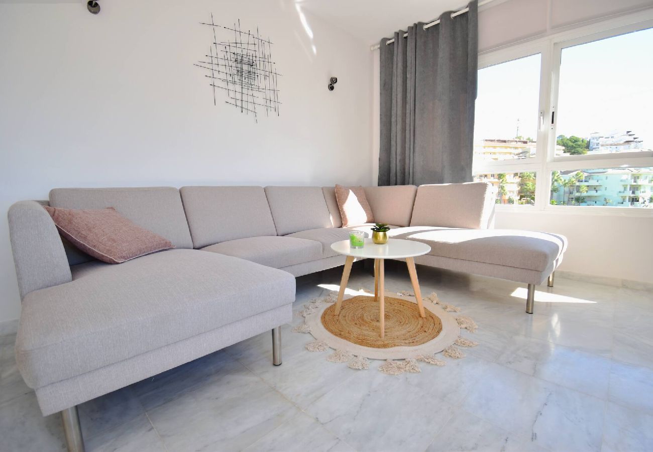 Lounge property management