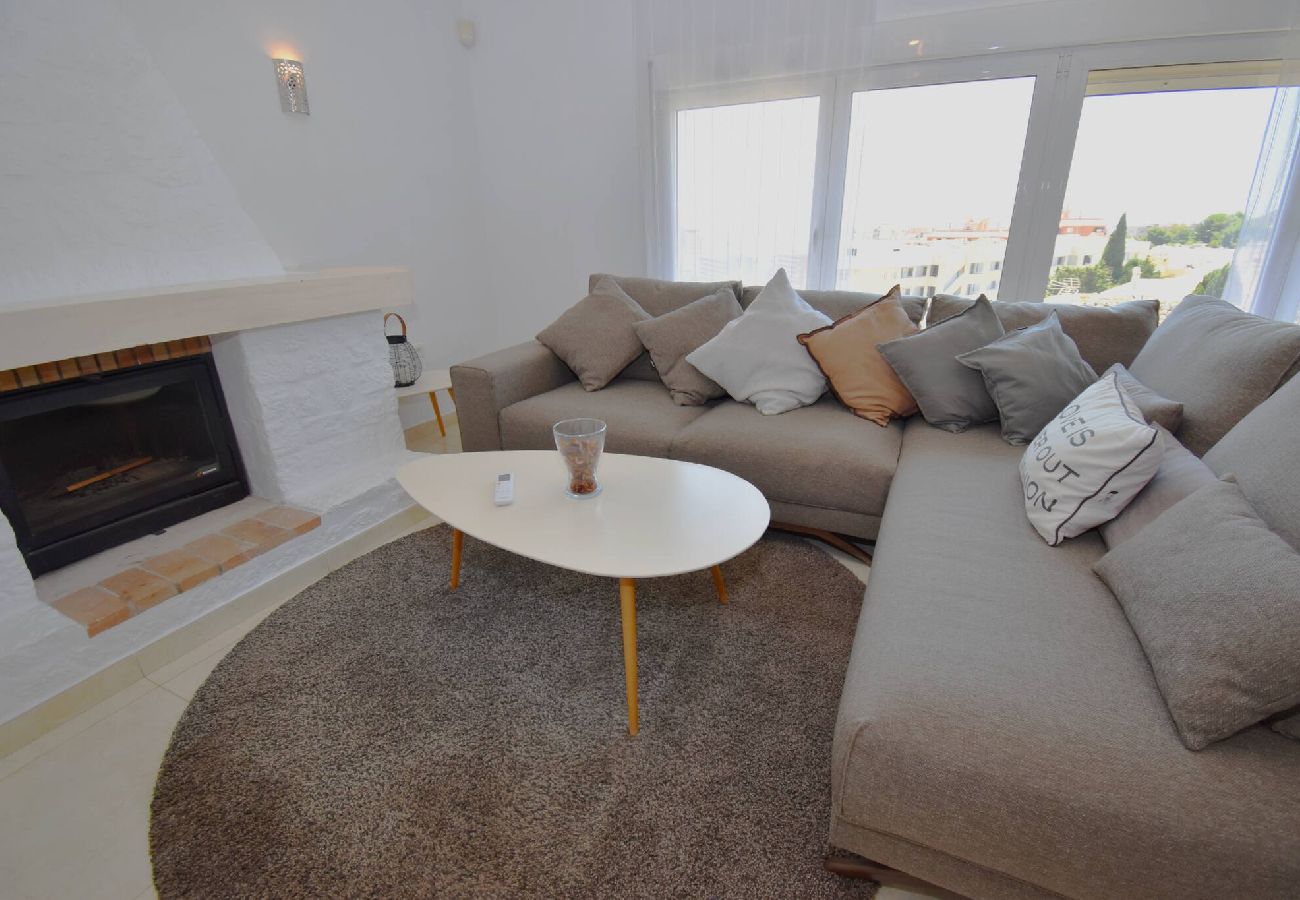 Lounge property management