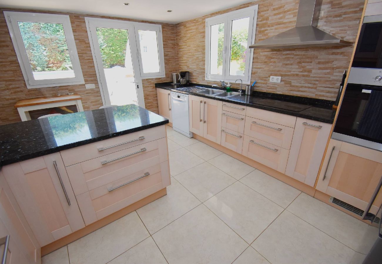 Kitchen property management 
