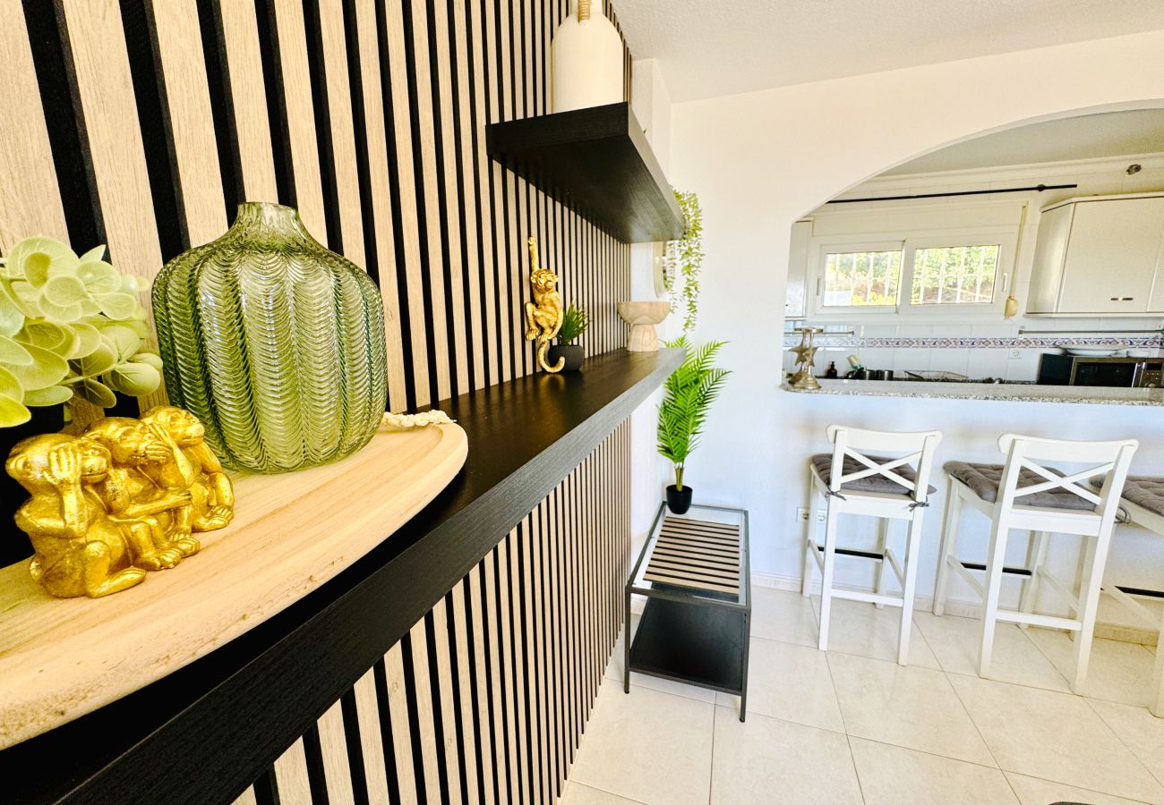 Lounge property management