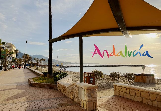 Apartment in Málaga - Arkadia, right on the beach with special sea views 