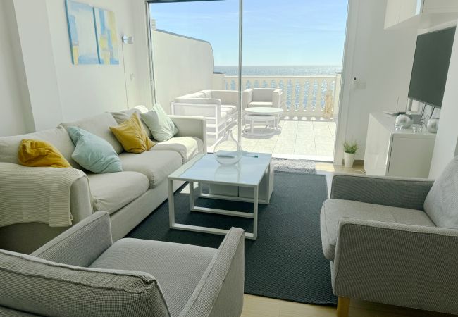 Apartment in Málaga - Arkadia, right on the beach with special sea views 