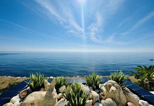 Apartment in Mijas Costa - Arkadia – Luxury Beachfront Apartment with Panoramic Sea Views in Fuengirola – by Mediterra Rentals Apartment in Mijas Costa - Arkadia – Luxury Beachfront Apartment with Panoramic Sea Views in Fuengirola – by Mediterra Rentals