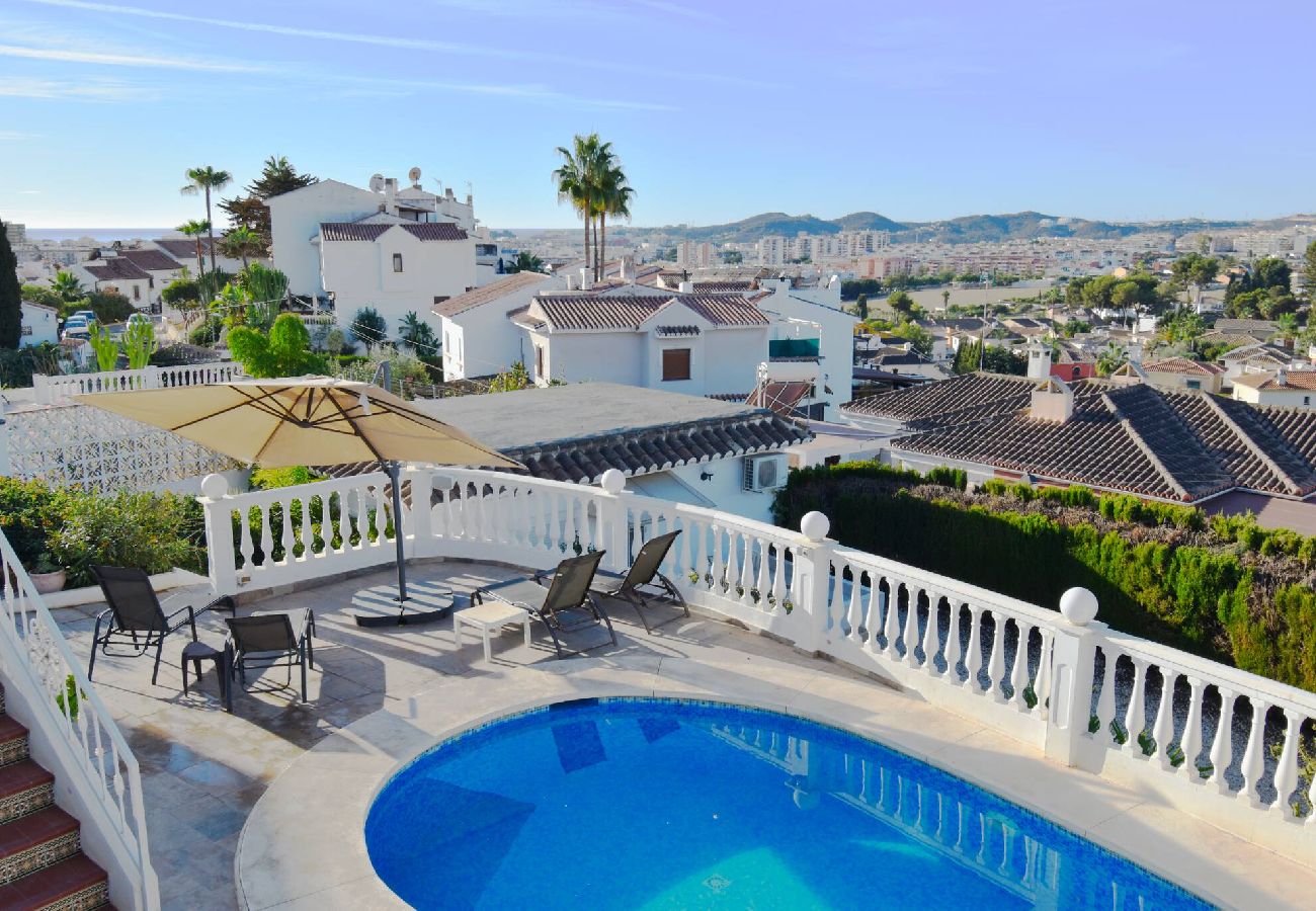 Swimming pool Vacations