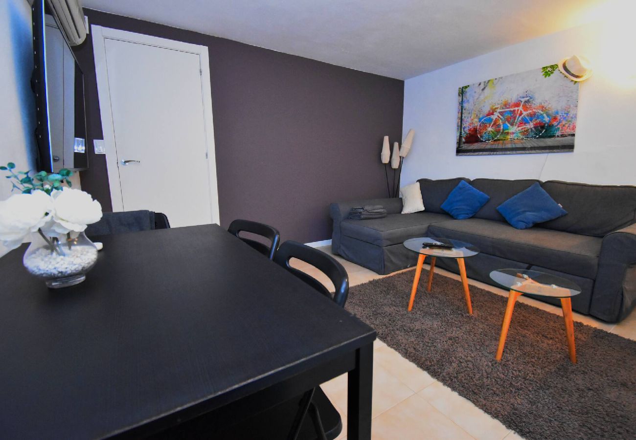 Lounge property management