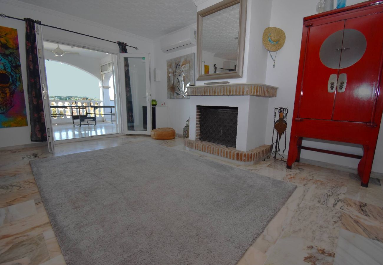 Lounge property management