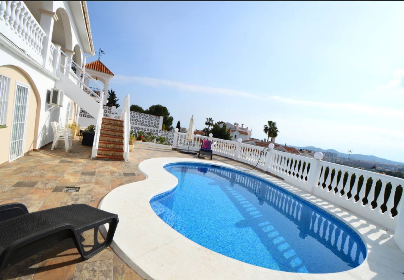 Swimming pool Vacations