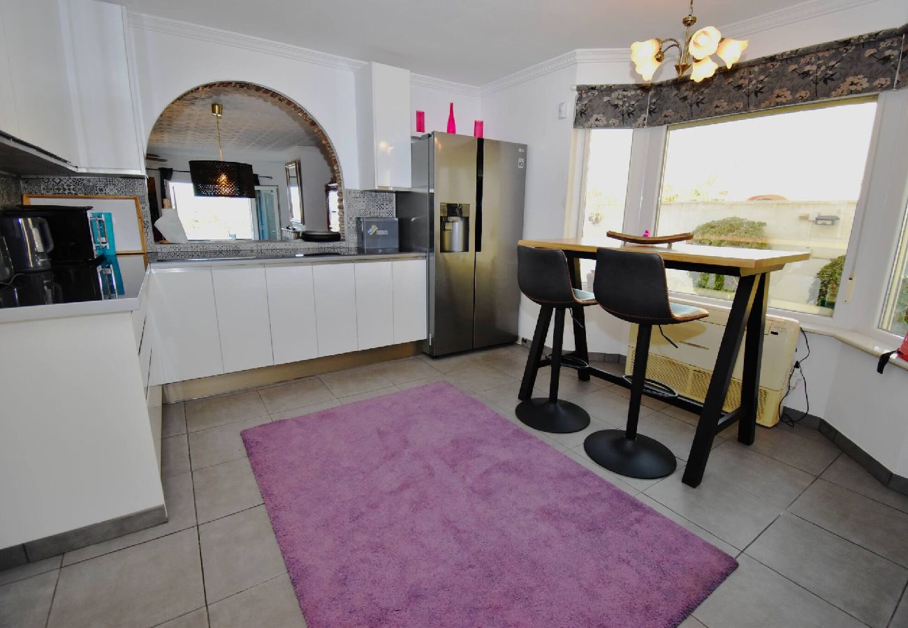 Kitchen property management 