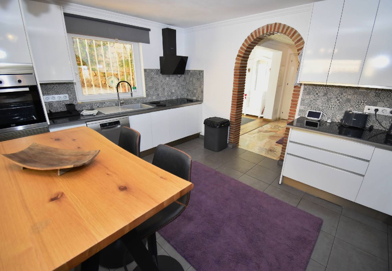 Kitchen property management 