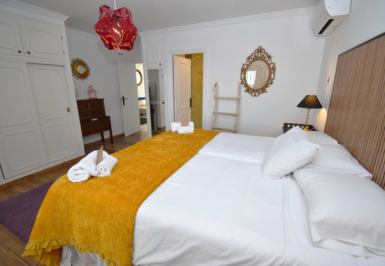 Bedroom Holiday Rentals