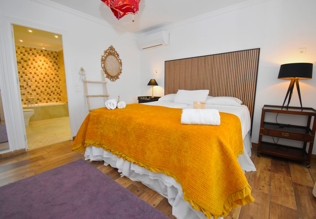 Bedroom Holiday Rentals