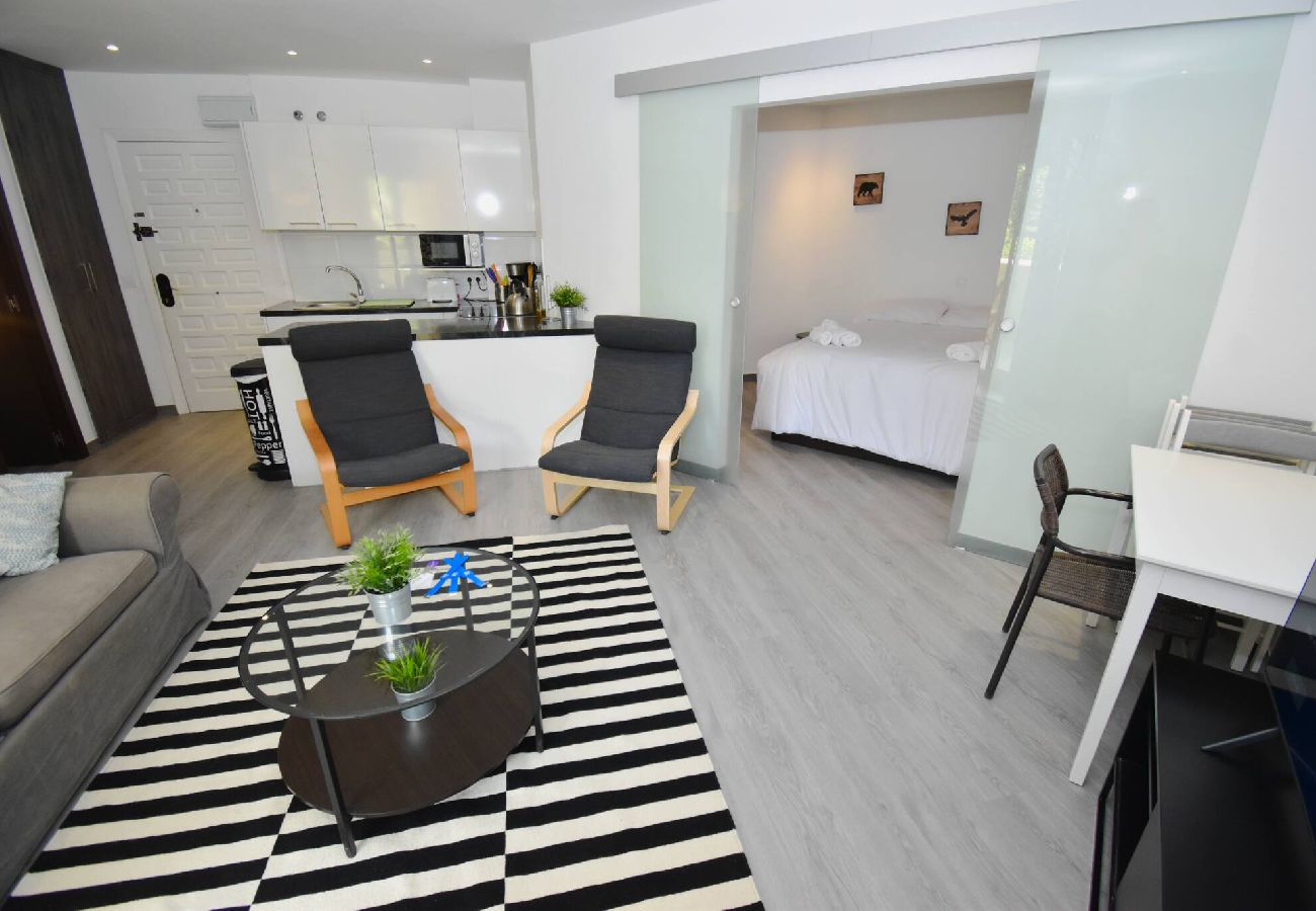 Lounge property management