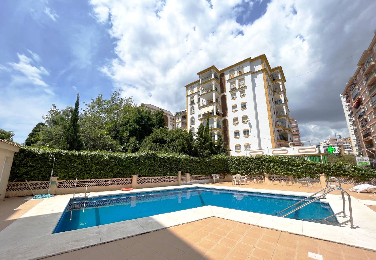 Swimming pool Vacations