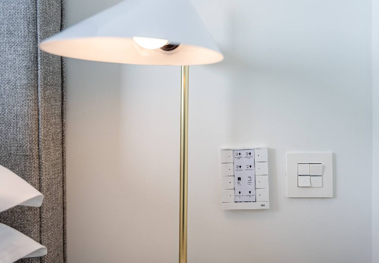 Lounge property management