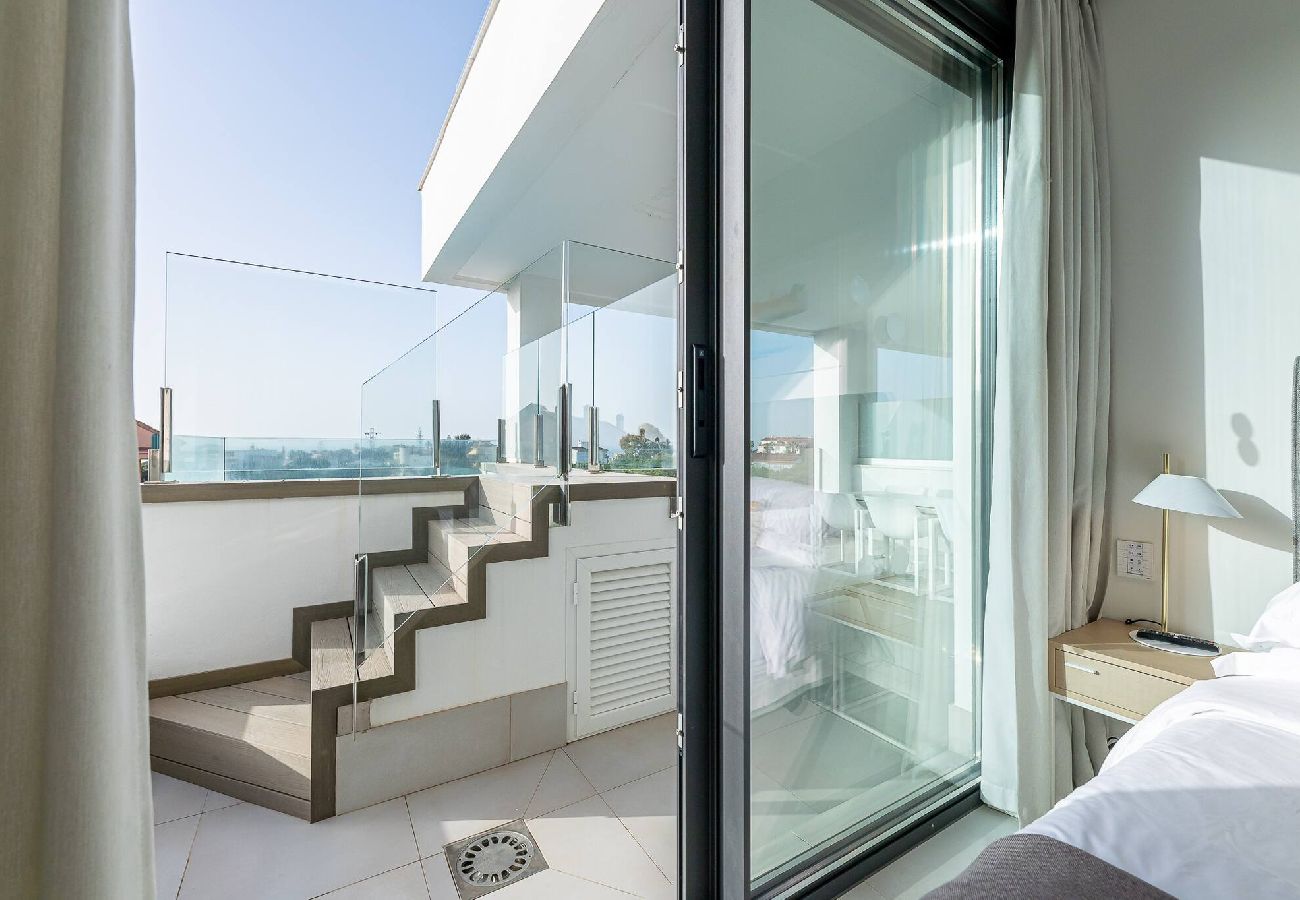 Bedroom Holiday Rentals