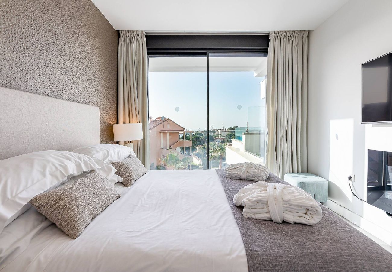 Bedroom Holiday Rentals