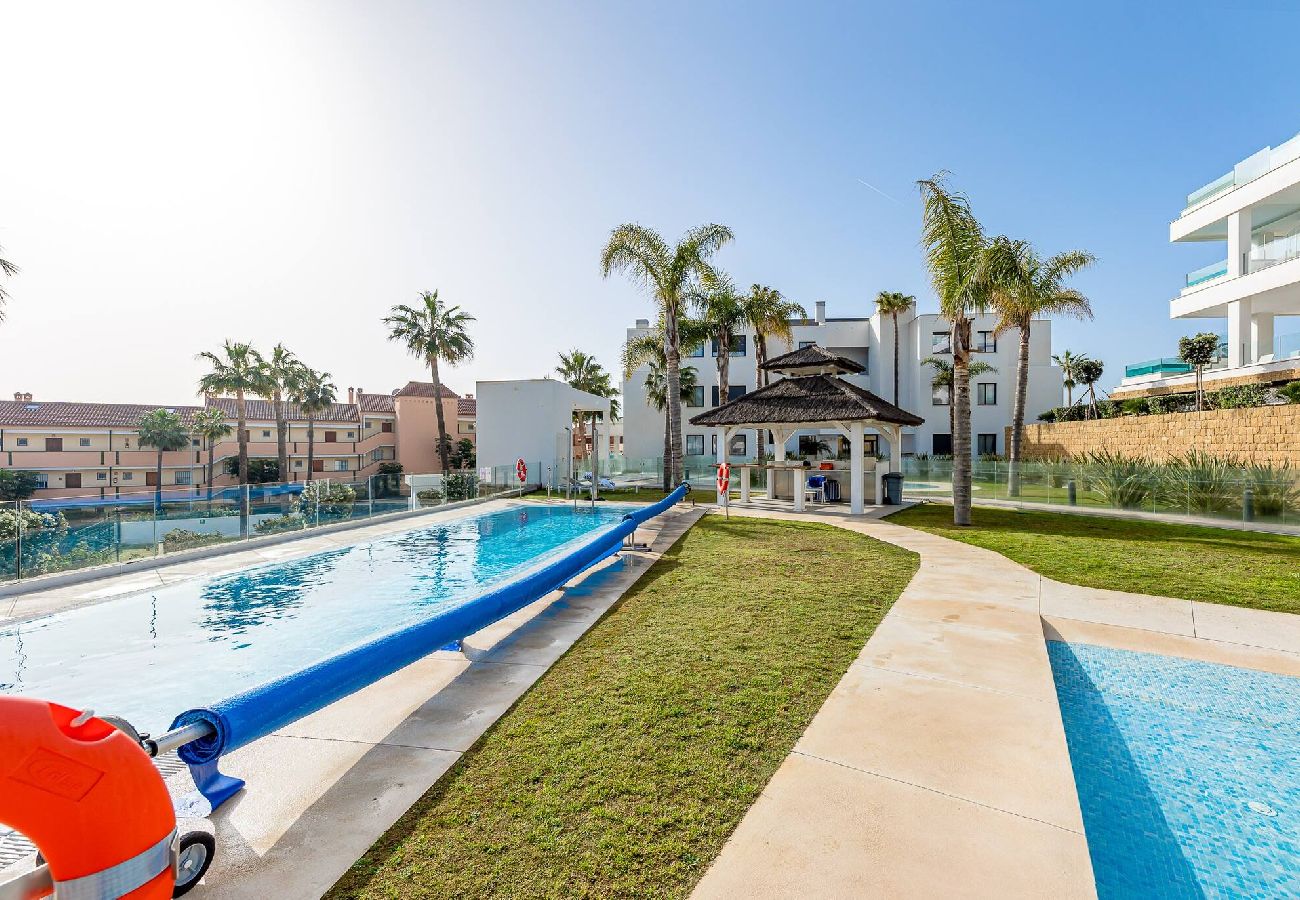 Swimming pool Vacations