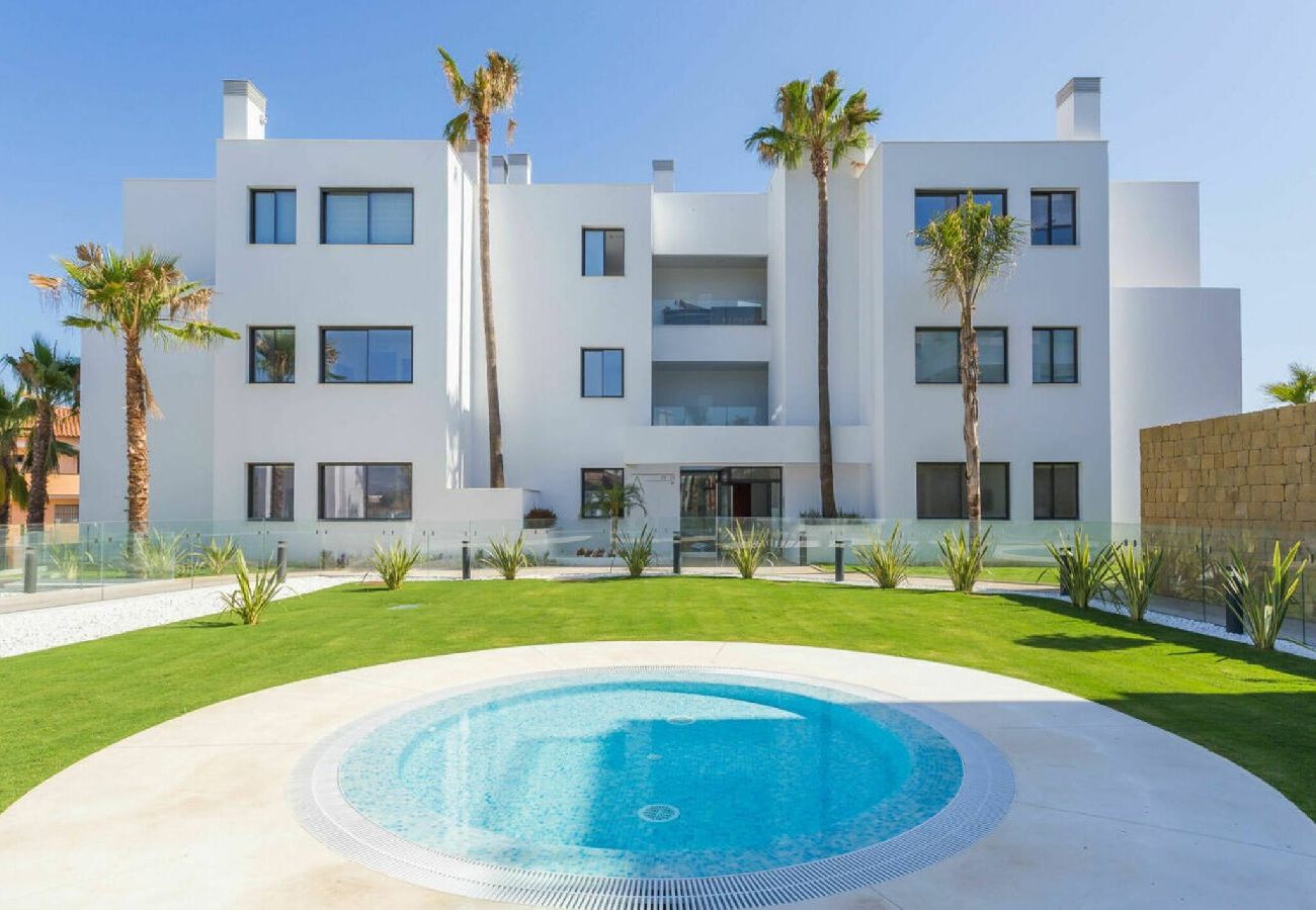 Swimming pool Vacations