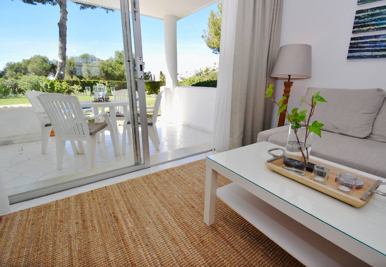 Lounge property management