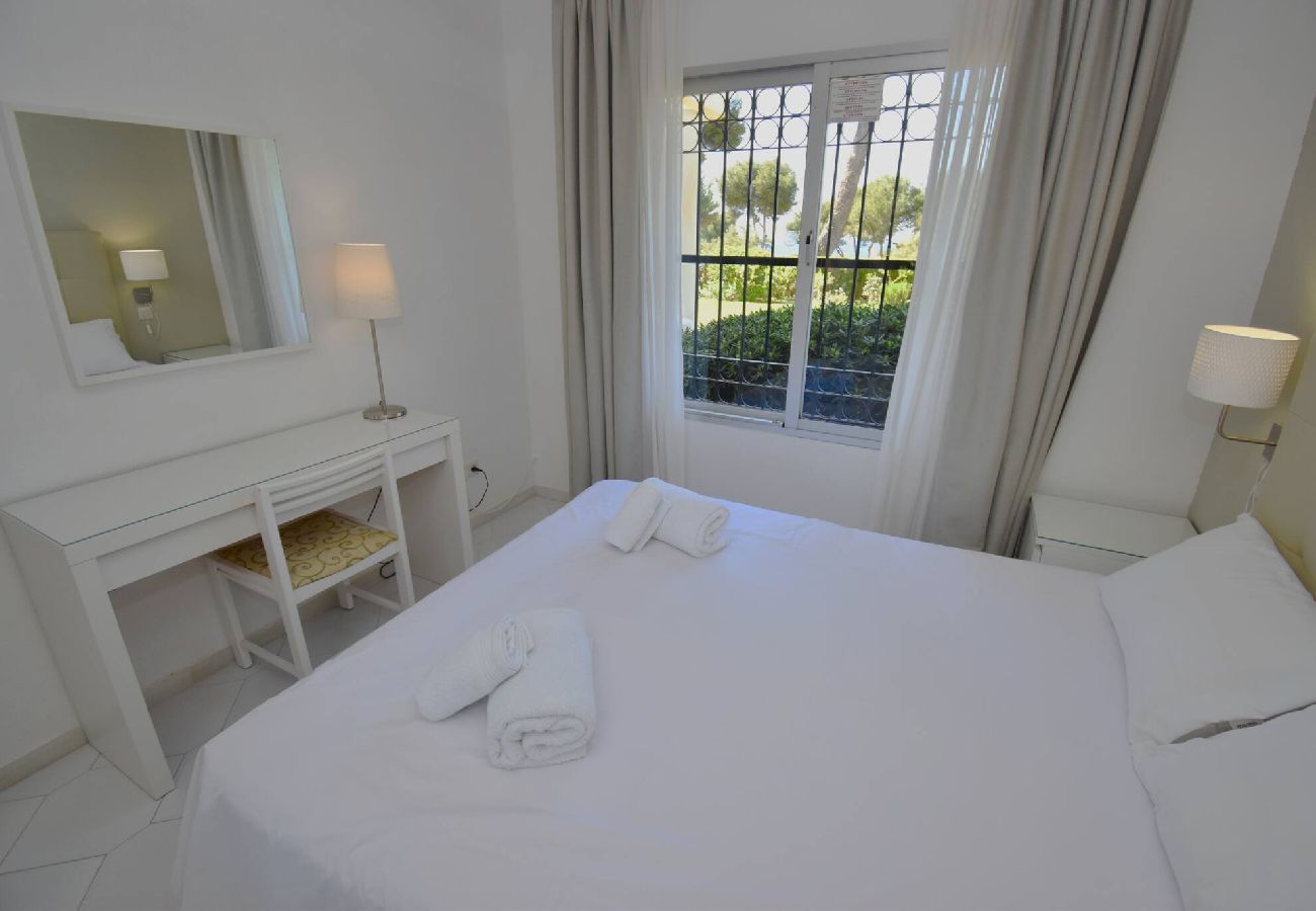 Bedroom Holiday Rentals