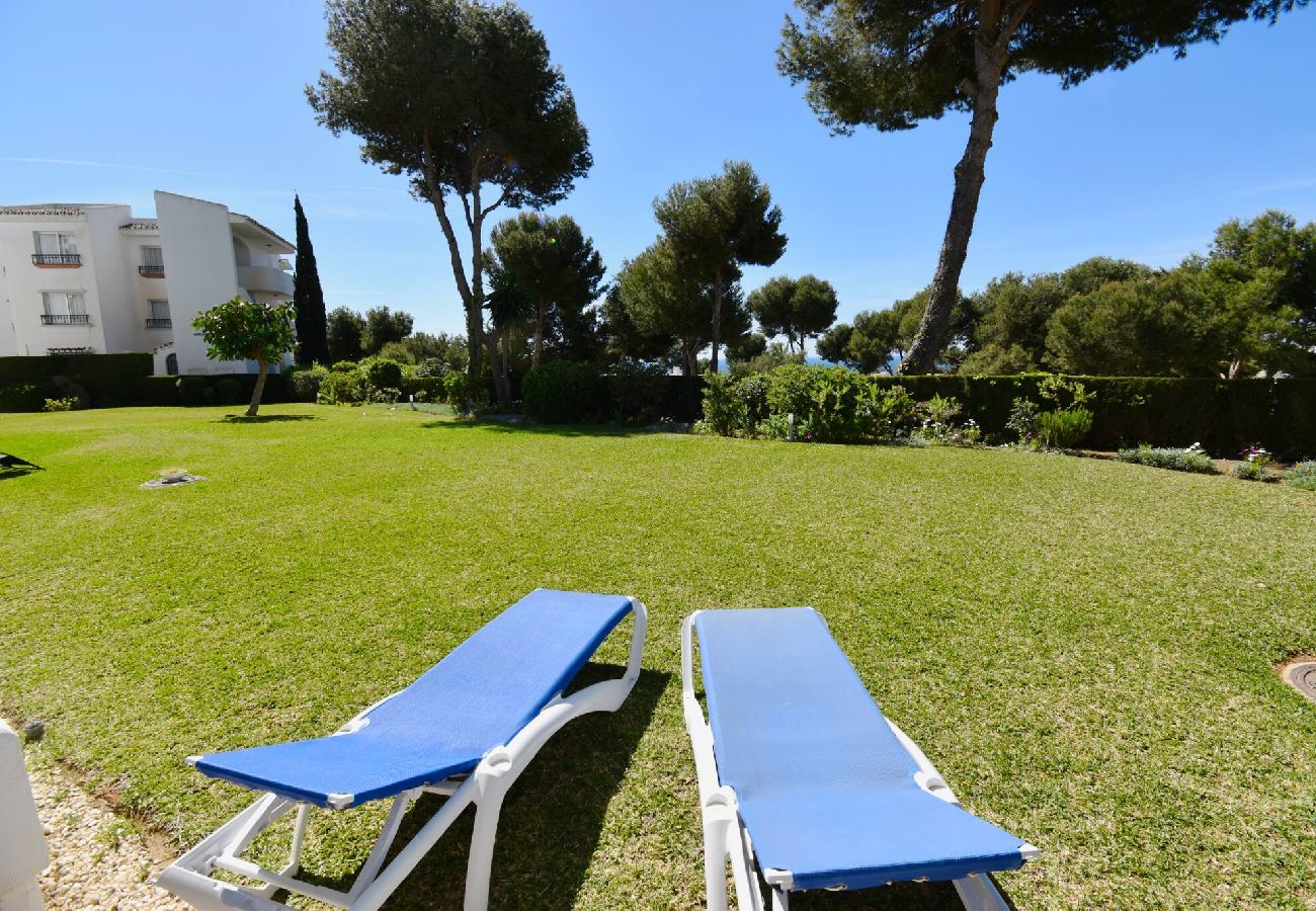 Garden Views vacations
