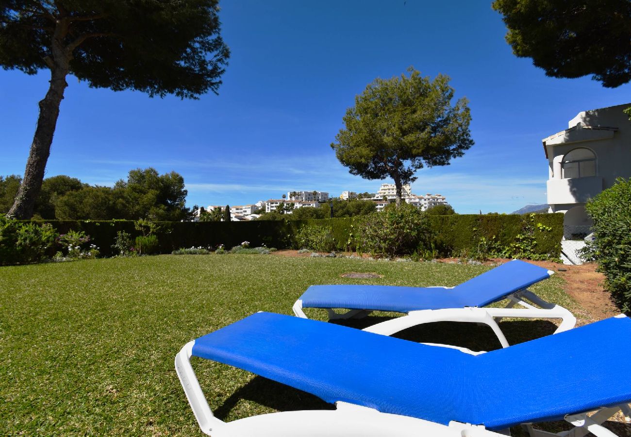 Garden Views vacations