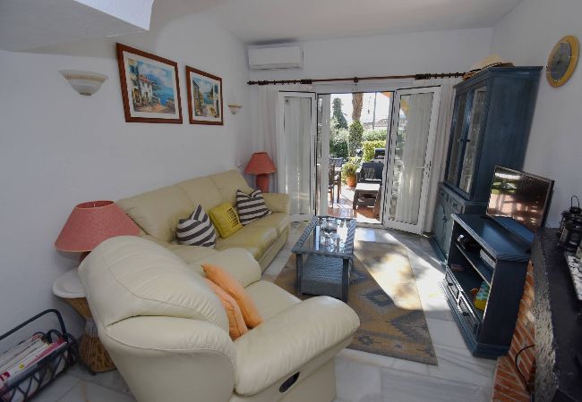 Terraced House in Mijas Costa - Calahonda Beach House – Walk to Shops, Pool, Garden & Parking - by Mediterra Rentals  Terraced House in Mijas Costa - Calahonda Beach House – Walk to Shops, Pool, Garden & Parking - by Mediterra Rentals