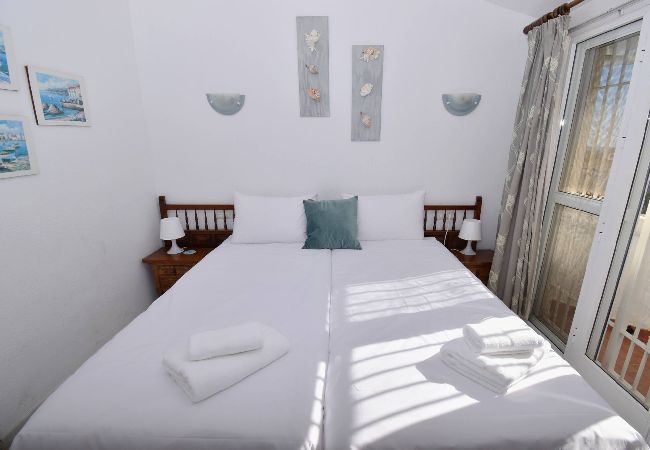 Terraced House in Mijas Costa - Calahonda Beach House – Walk to Shops, Pool, Garden & Parking - by Mediterra Rentals  Terraced House in Mijas Costa - Calahonda Beach House – Walk to Shops, Pool, Garden & Parking - by Mediterra Rentals