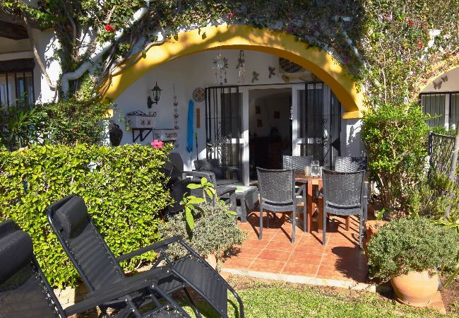 Terraced House in Mijas Costa - Calahonda Beach House – Walk to Shops, Pool, Garden & Parking - by Mediterra Rentals  Terraced House in Mijas Costa - Calahonda Beach House – Walk to Shops, Pool, Garden & Parking - by Mediterra Rentals
