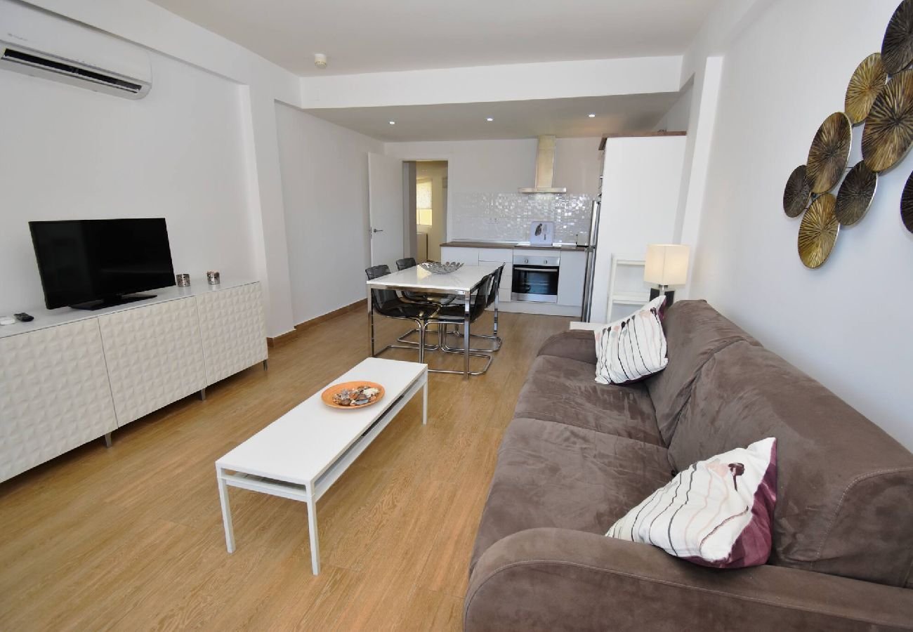 Lounge property management