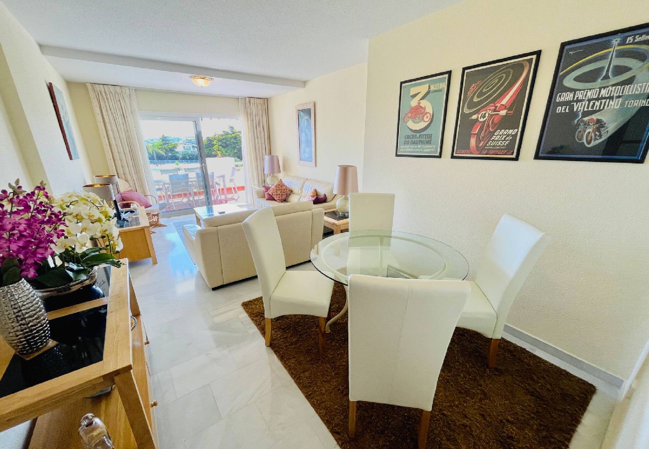 Lounge property management