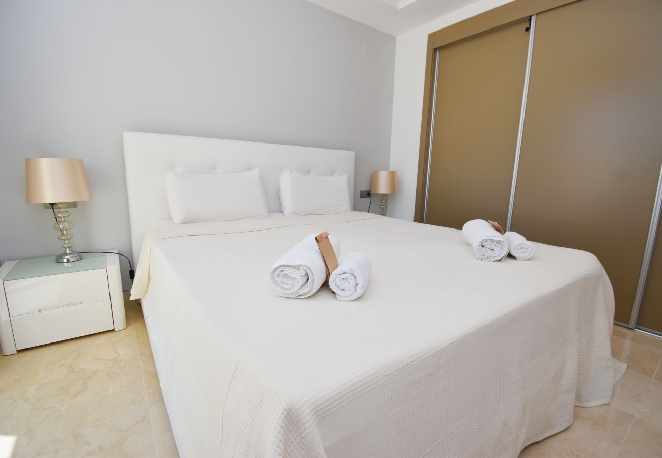 Bedroom Holiday Rentals