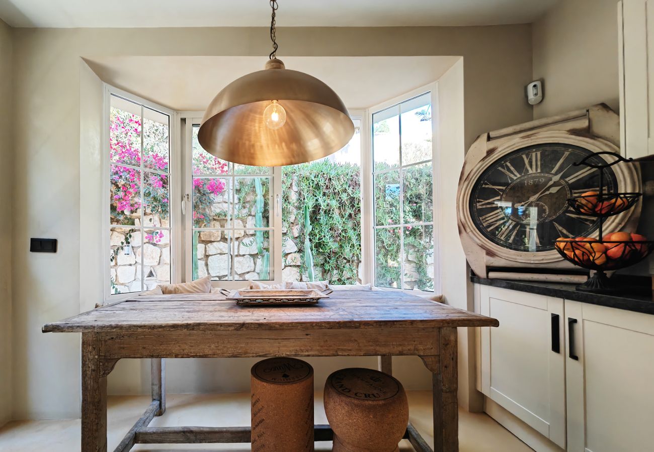 Kitchen property management