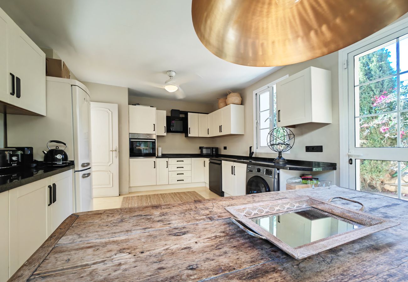 Kitchen property management