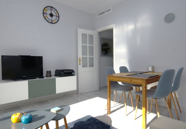 Apartment in Mijas Costa - Eagle Golf Park – Sunny 2-Bed with Balcony & Pool Access - by Mediterra Rentals Apartment in Mijas Costa - Eagle Golf Park – Sunny 2-Bed with Balcony & Pool Access - by Mediterra Rentals